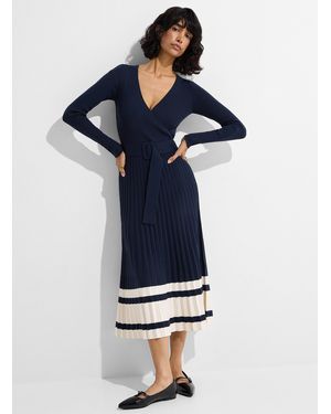 Icône Belted Crossover Knit Dress - Blue