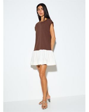Icône Contrasting Ruffled Trim Loose Minidress - White