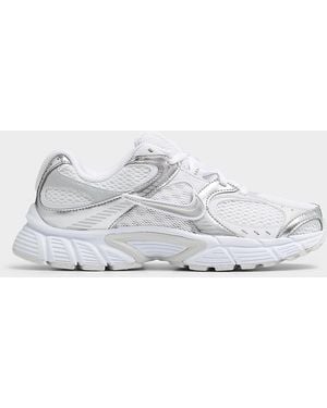 Nike Silver V5 Rnr Sneakers Women - White