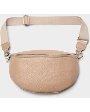 Simon's Pebbled Leather Half - Natural