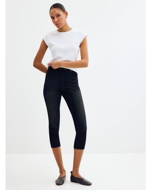 Hue Solid Stretch Denim Capri legging - Grey