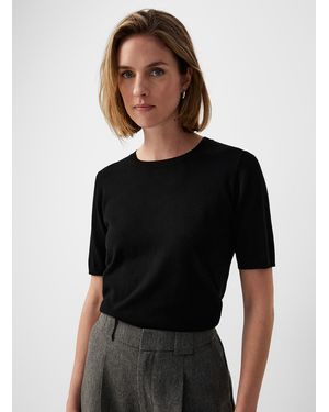 Contemporaine Lightweight Short - Black
