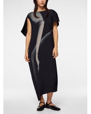 Issey Miyake Hands Of Lovers Pleated Asymmetrical Midi Dress - Blue