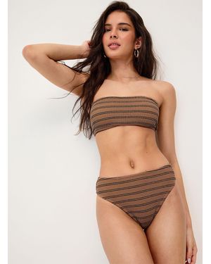 Simon's Striped Ruffle Texture High - Brown