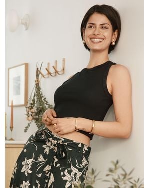 Contemporaine Cropped Ribbed Cami - Black