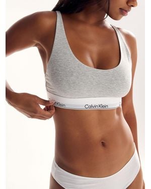 Calvin Klein Icon Scoop - Brown