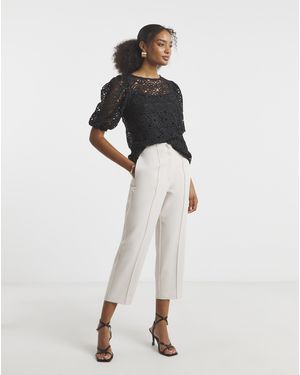 Joanna Hope Tailored Capri Trousers - White