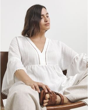 Simply Be V Neck Textured Smock Top - White