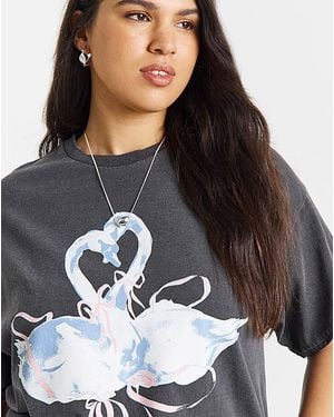 Simply Be Swan Graphic T-Shirt - Black