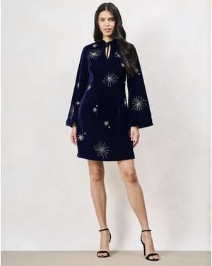 Hope & Ivy Orelia Velvet Embellish Dress - Blue