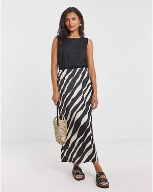 Simply Be Satin Maxi Skirt - White