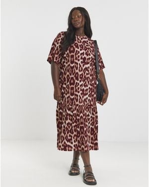 Simply Be Waffle Drop Waist Midi Dress - Red