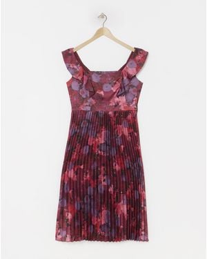 Chi Chi London Chi Chi Floral Print Midi Dress - Red