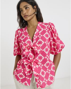 Twisted Wunder Linen Tie Front Blouse - Pink