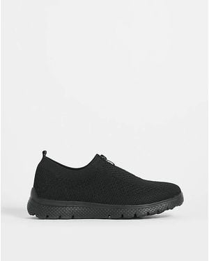 Cushion Walk Zip Trainer Eeeee Fit - Black