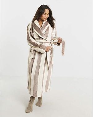 Chelsea Peers Fleece Dressing Gown - Natural