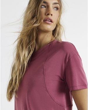 Sweaty Betty Soft Flow Longline T-Shirt - Red