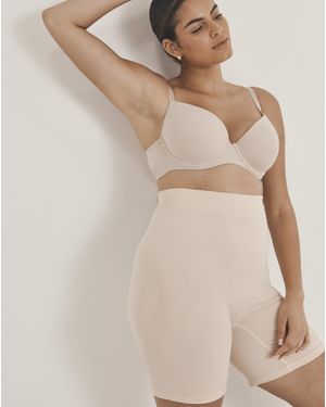 MAGISCULPT Seamfree Shaping Shorts - Natural
