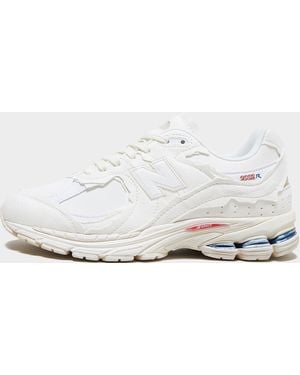 New Balance 2002R Protection Pack - White