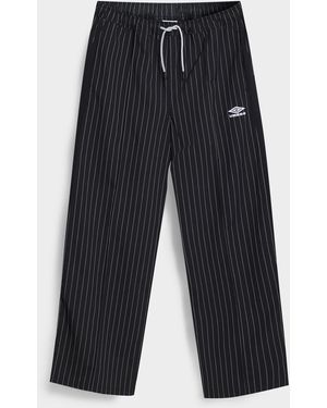 Umbro Sports Culture Relaxed Trousers - Black