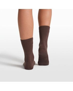 Skims Dri-Fit Pilates Grip Crew Socks - Brown
