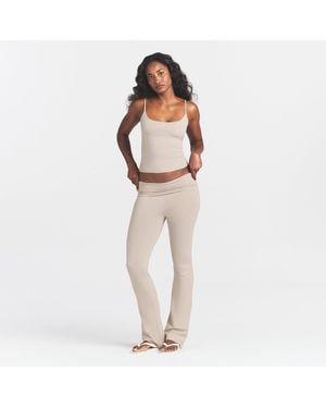 Skims Scoop Neck Cami Top - Natural