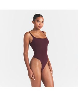 Skims Square Neck Bodysuit - Red