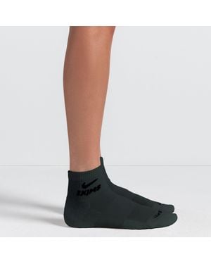 Skims Dri-Fit Quarter Crew Sock - Brown