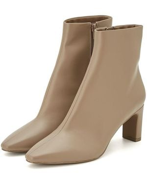SNIDEL Soft Pointed Ankle Boots - Natural