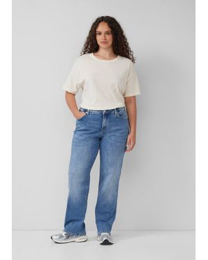 QS Jeans / Slim Fit / Mid Rise / Straight Leg - Blau