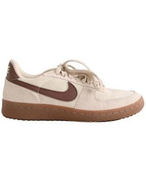 Nike Baskets Baskets Beiges - Rose