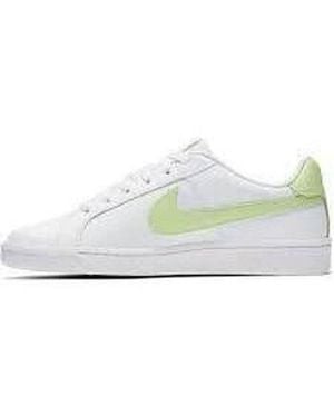 Nike Baskets Basses Wmns Court Royale - Blanc