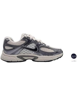 Nike Baskets Baskets V5 Rnr 100% Polyester - Gris