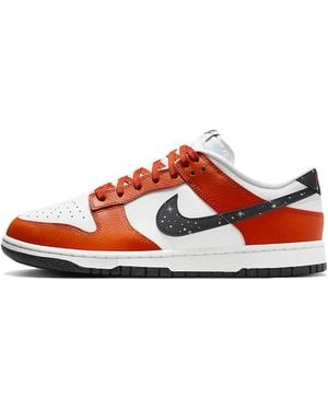 Nike Baskets basses Dunk Low Starry Swoosh - Rouge