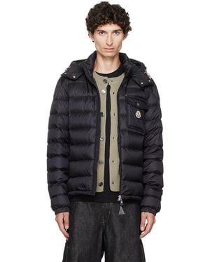 Moncler Blouson Court Verith Noir Rembourré En Duvet À Capuche