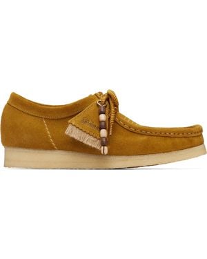 Clarks Tan Wallabee Derbys - Brown