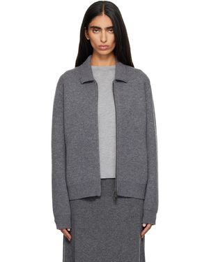 Lisa Yang Pull Aleya Gris