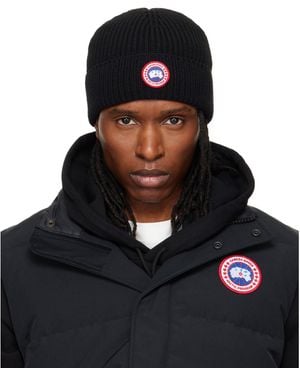Canada Goose Bonnet Noir En Tricot Côtelé