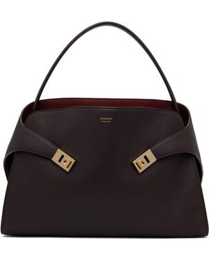 Ferragamo バーガンディ L Hug ソフト バイカラー ショルダーバッグ - ブラック