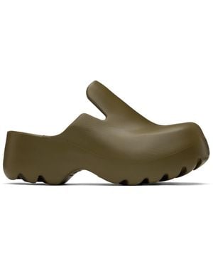 サンダル・ミュール BOTTEGA VENETA Slippers and Clogs Women Leather Green Bottega Veneta Slippers and Clogs Men Rubber Green/Kiwi | B