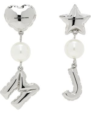 Marc Jacobs Boucles D'Oreilles Argentées À Breloques Graphique Et À Monogramme Mj - Blanc