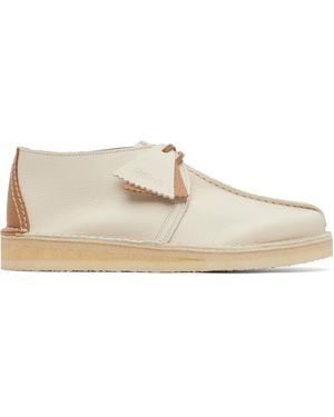 Clarks Off- Desert Trek Derbys - Natural