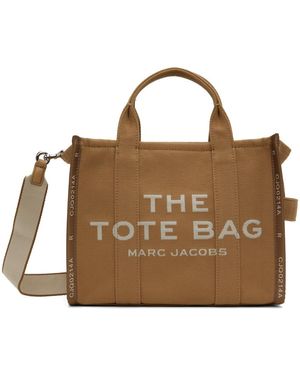 Marc Jacobs Moyen cabas 'the tote bag' brun clair à logo et texte en tissu jacquard - Marron