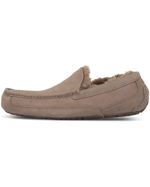 UGG Ascot Slipper "Caribou" 1101110 Crbo" - Brown