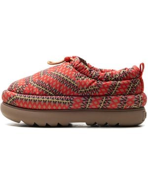 UGG Maxi Heritage Braid Clogs "Chestnut" 1139131 Che" - Red