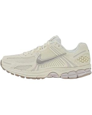 Nike Zoom Vomero 5 "Sail Vast Metallic" Fb9149 103" - White