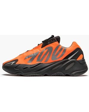 Yeezy Boost 700 Mnvn - Black