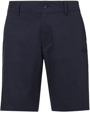 Oakley Chino Icon Short "Blackout" Foa402741 02E" - Blue