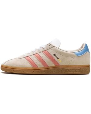 adidas Munchen 24 Ig6282" - Black