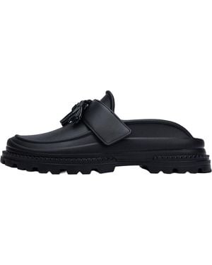 Typecast Cast Tassel "Tassel" Tccs02 Rvn" - Black